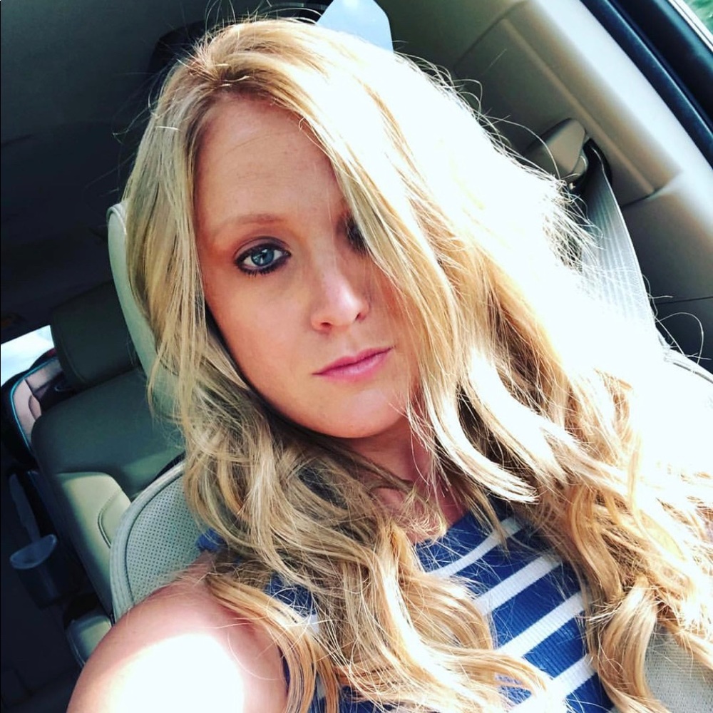 Meet your Posher, Hillary